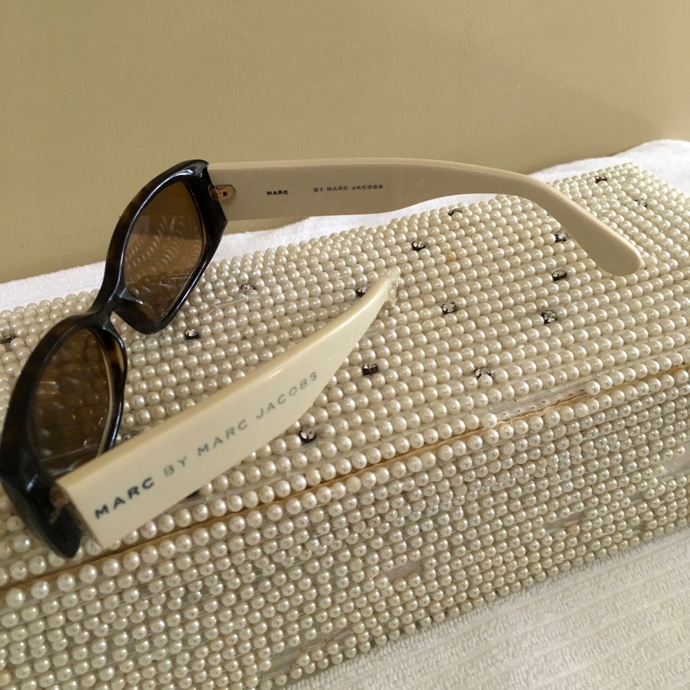 Mark Jacobs glass frames - Picture 3 of 5